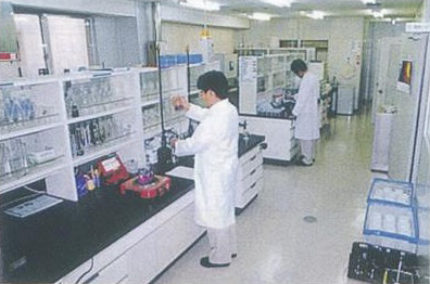 赤坂山浄水場 水質検査室