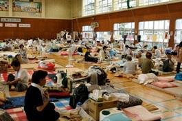 避難先の体育館の様子