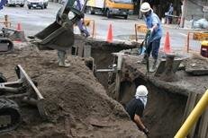水道、ガス、道路の復旧活動